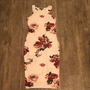 Feathers White Floral Bodycon Dress